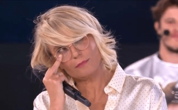 Maria De Filippi, confessione a cuore aperto: “Ero disperata” | Racconto del momento più delicato della sua vita